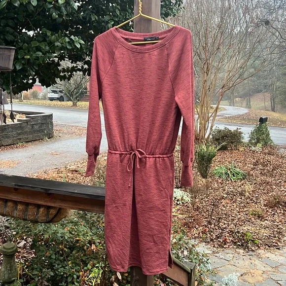 Prana Sunrise dress in Glogg - Picture 5 of 9
